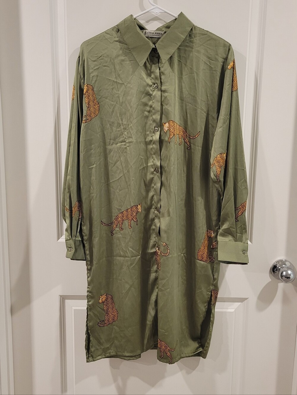 Jon & Anna Satiny Shirt Dress Size Large